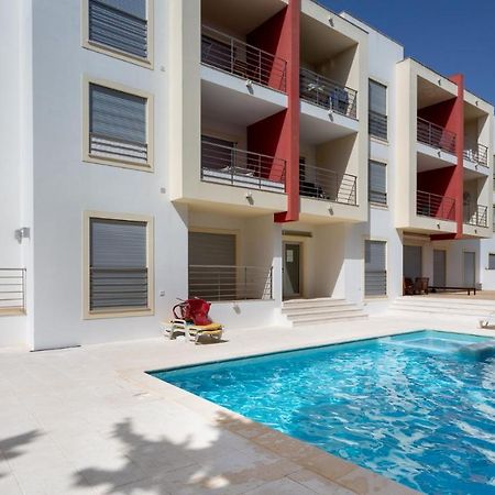 Luminous 2 Bdr Apartment W/Pool By Lovelystay Albufeira Luaran gambar