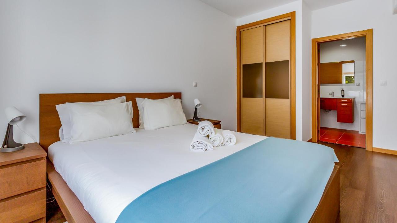 Luminous 2 Bdr Apartment W/Pool By Lovelystay Albufeira Luaran gambar